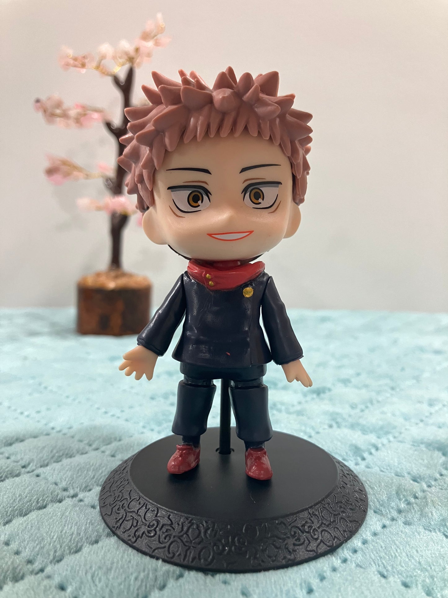 Yuji Itadori Miniature