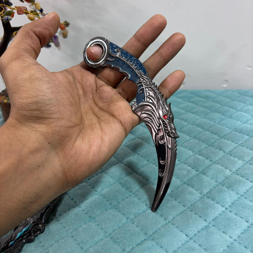 Metal Karambit