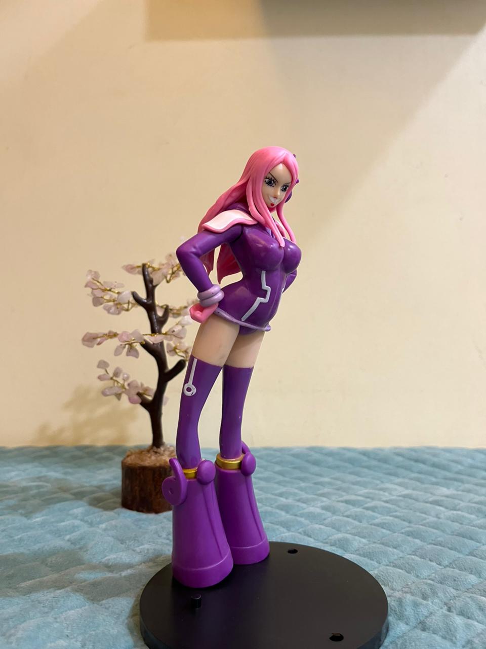 Action Figure (16 Cms)