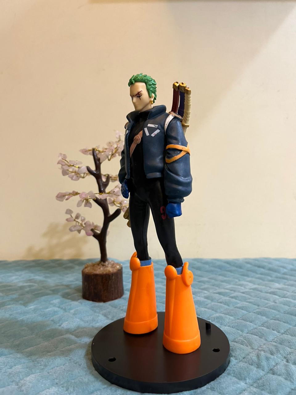 Action Figure (16 Cms)